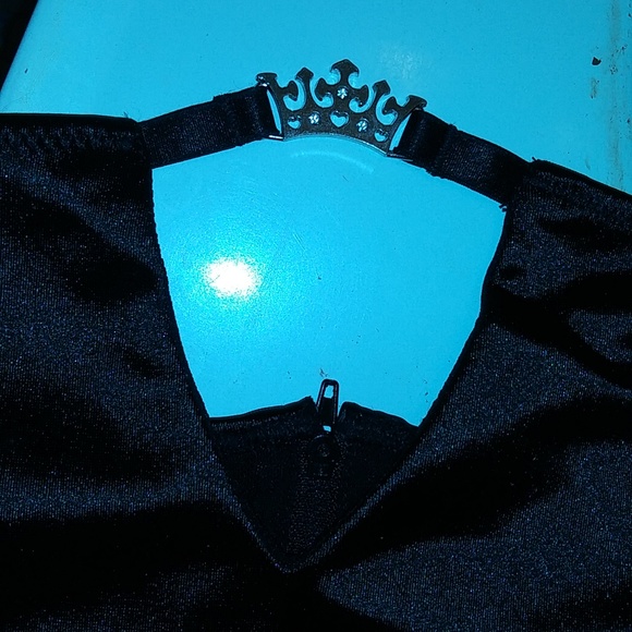 Dolls Kill Black Satin Boned Tube Top With Large Boob Keyhole & Crown Charm (M) - Picture 14 of 16